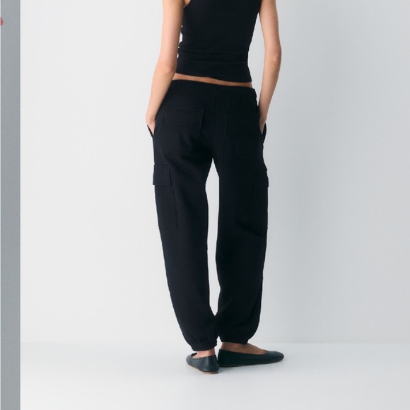 ARITZIA SWEATFLEECE MEGA CARGO JOGGER MEGA FIT SIZE SMALL T (TALL) - Picture 3 of 11